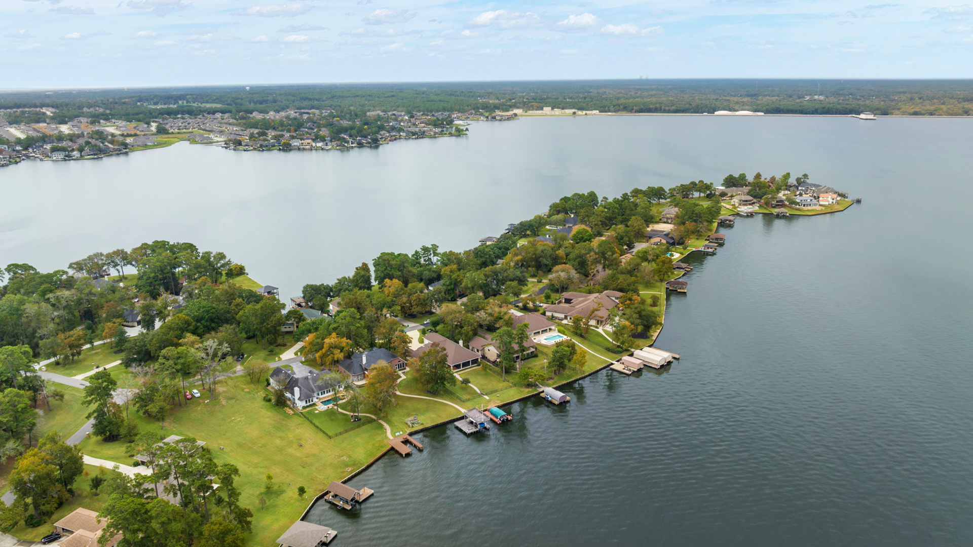 How to Choose the Best Real Estate Agent in Conroe, TX